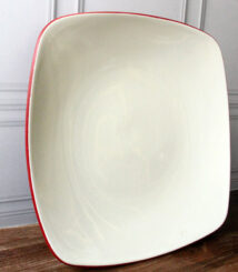 Dinner Plate Square Merah