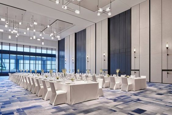 perlengkapan ruang meeting hotel