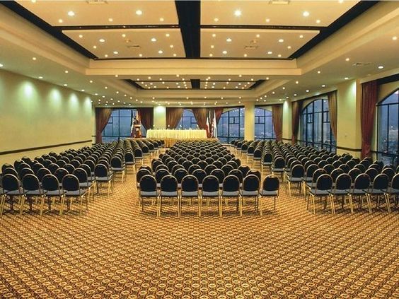 supplier kursi ballroom hotel dan universitas terlengkap