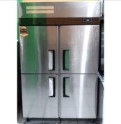 Pendingin Makanan Upright Freezer 4 Pintu