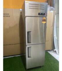 Upright Freezer 2 pintu Tipe SCL-680F