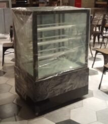 Chiller Cake Showcase / Pendingin Kue